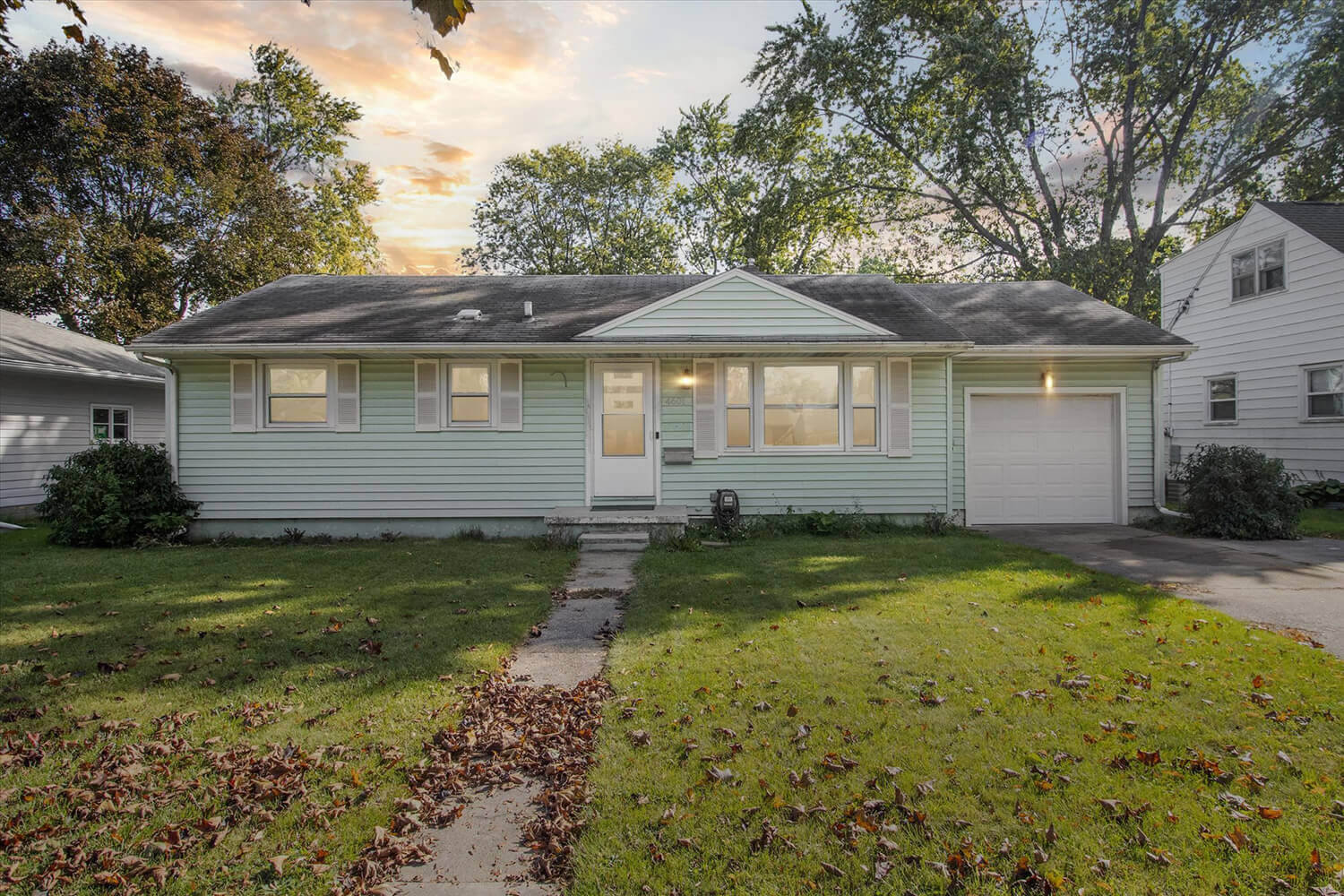 4601 Devonshire Ave, Lansing MI — bought as-is for cash